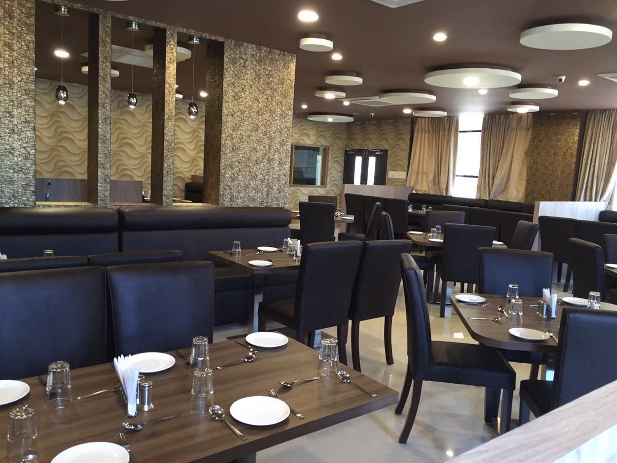 Park Hotel And Resort Kaglipur Dış mekan fotoğraf