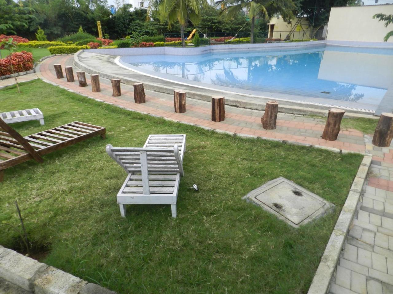 Park Hotel And Resort Kaglipur Dış mekan fotoğraf