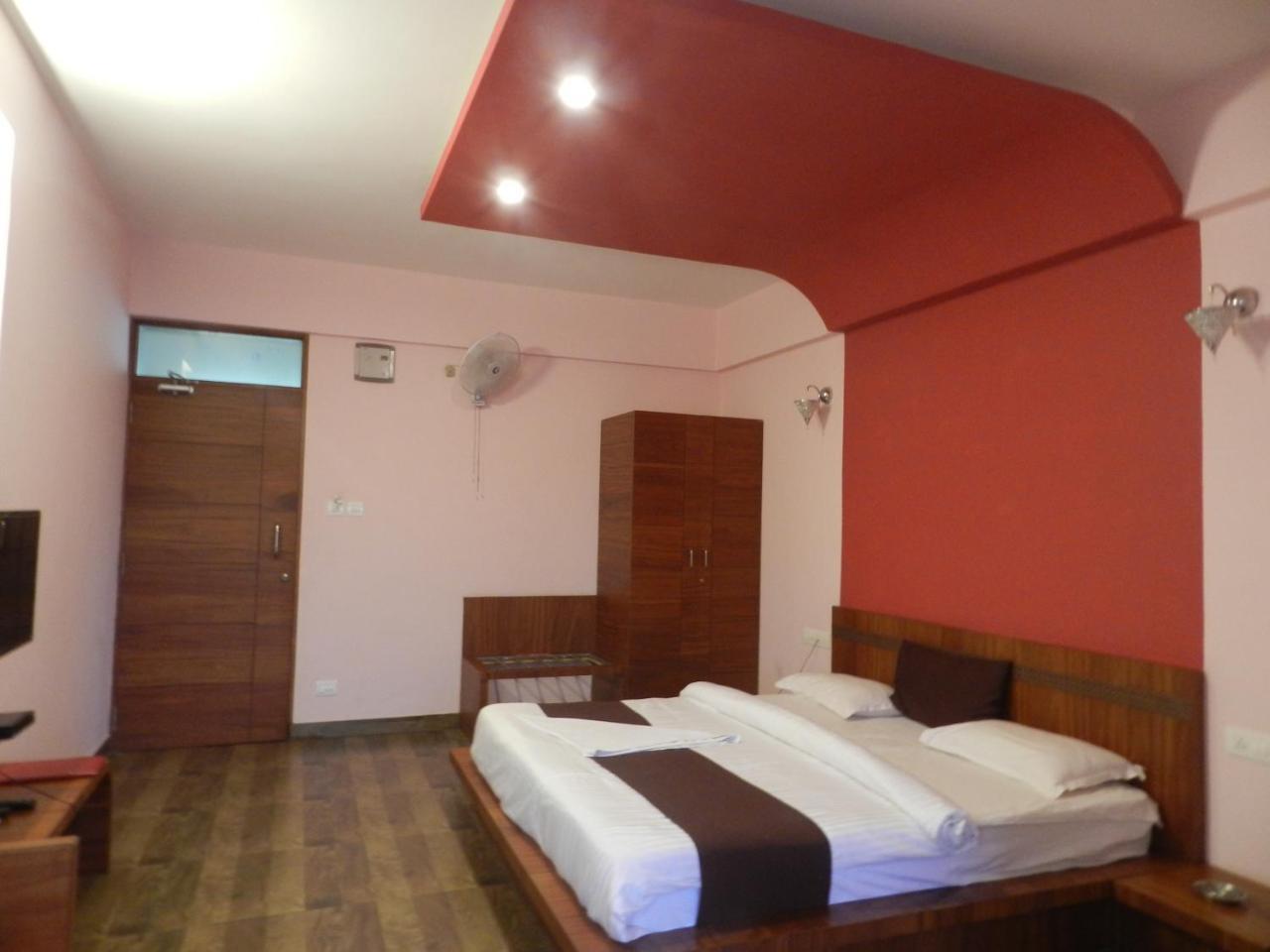 Park Hotel And Resort Kaglipur Dış mekan fotoğraf